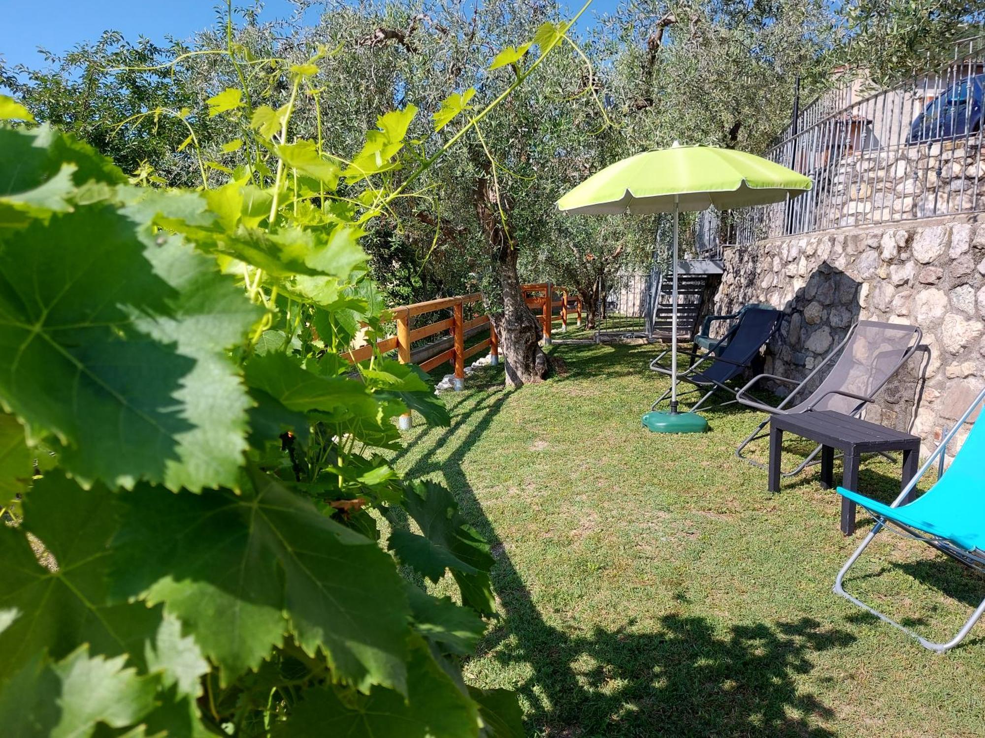 דירות Tremosine Ulivi Sul Garda Garden By Gardadomusmea מראה חיצוני תמונה