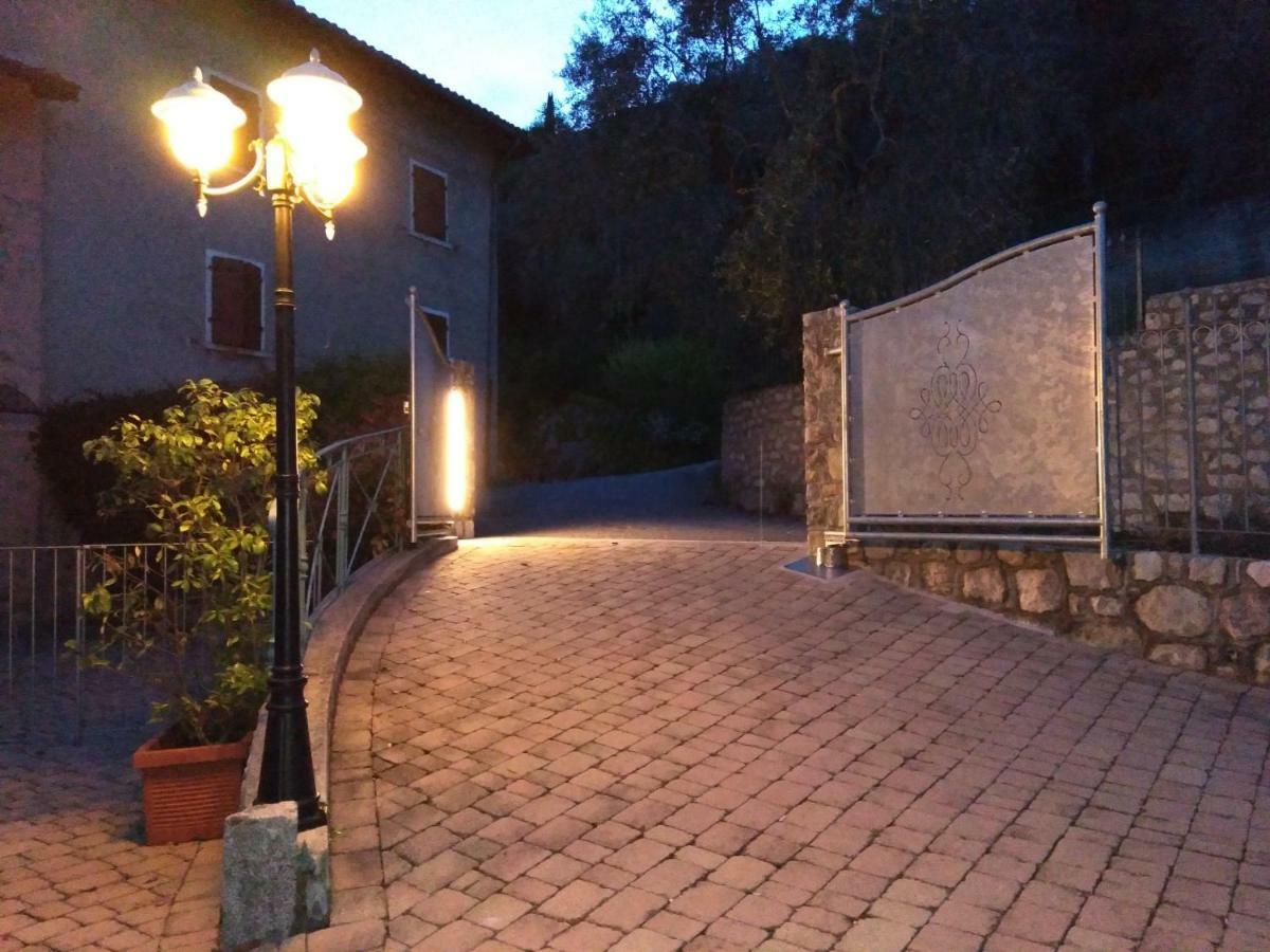 דירות Tremosine Ulivi Sul Garda Garden By Gardadomusmea מראה חיצוני תמונה