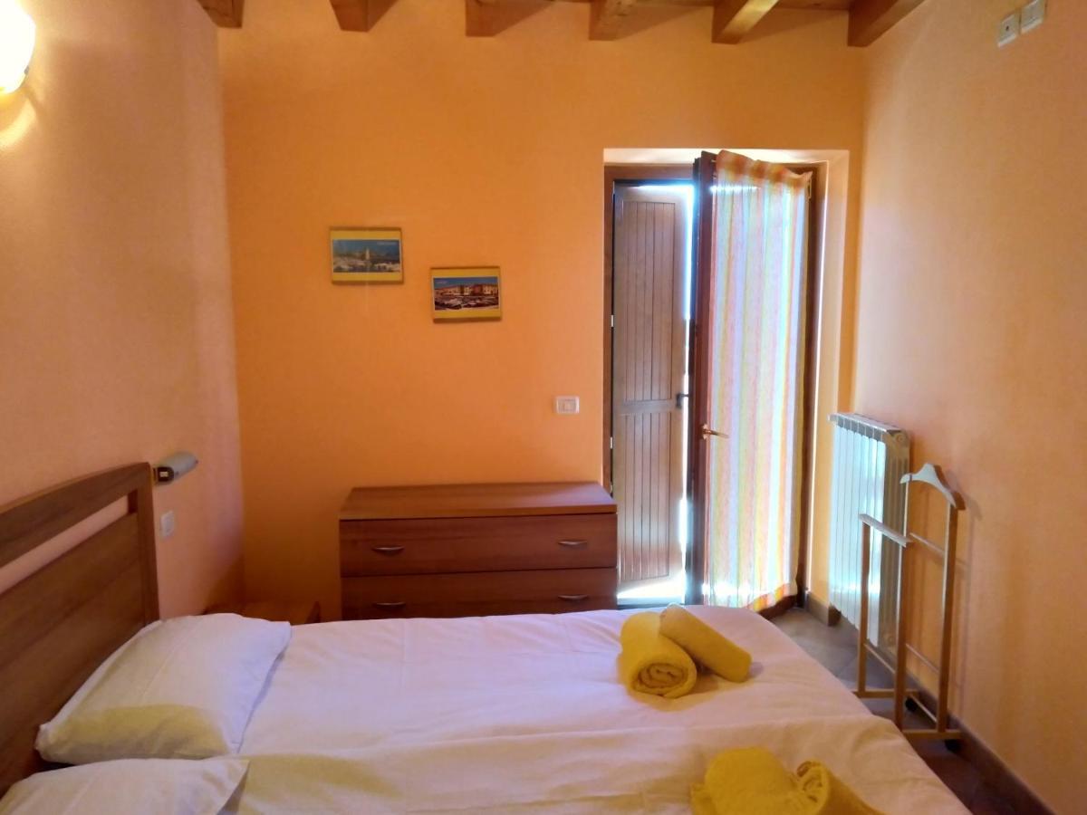 דירות Tremosine Ulivi Sul Garda Garden By Gardadomusmea מראה חיצוני תמונה