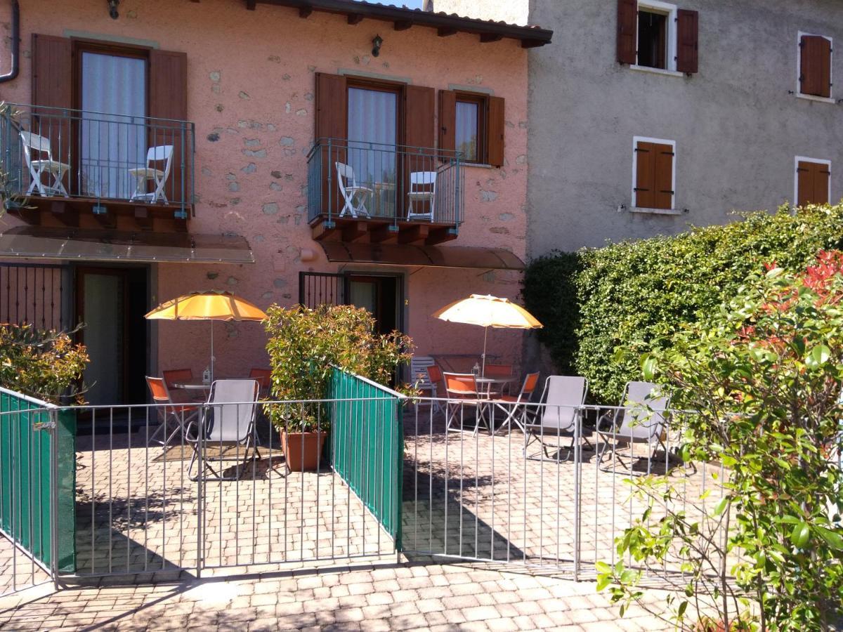 דירות Tremosine Ulivi Sul Garda Garden By Gardadomusmea מראה חיצוני תמונה
