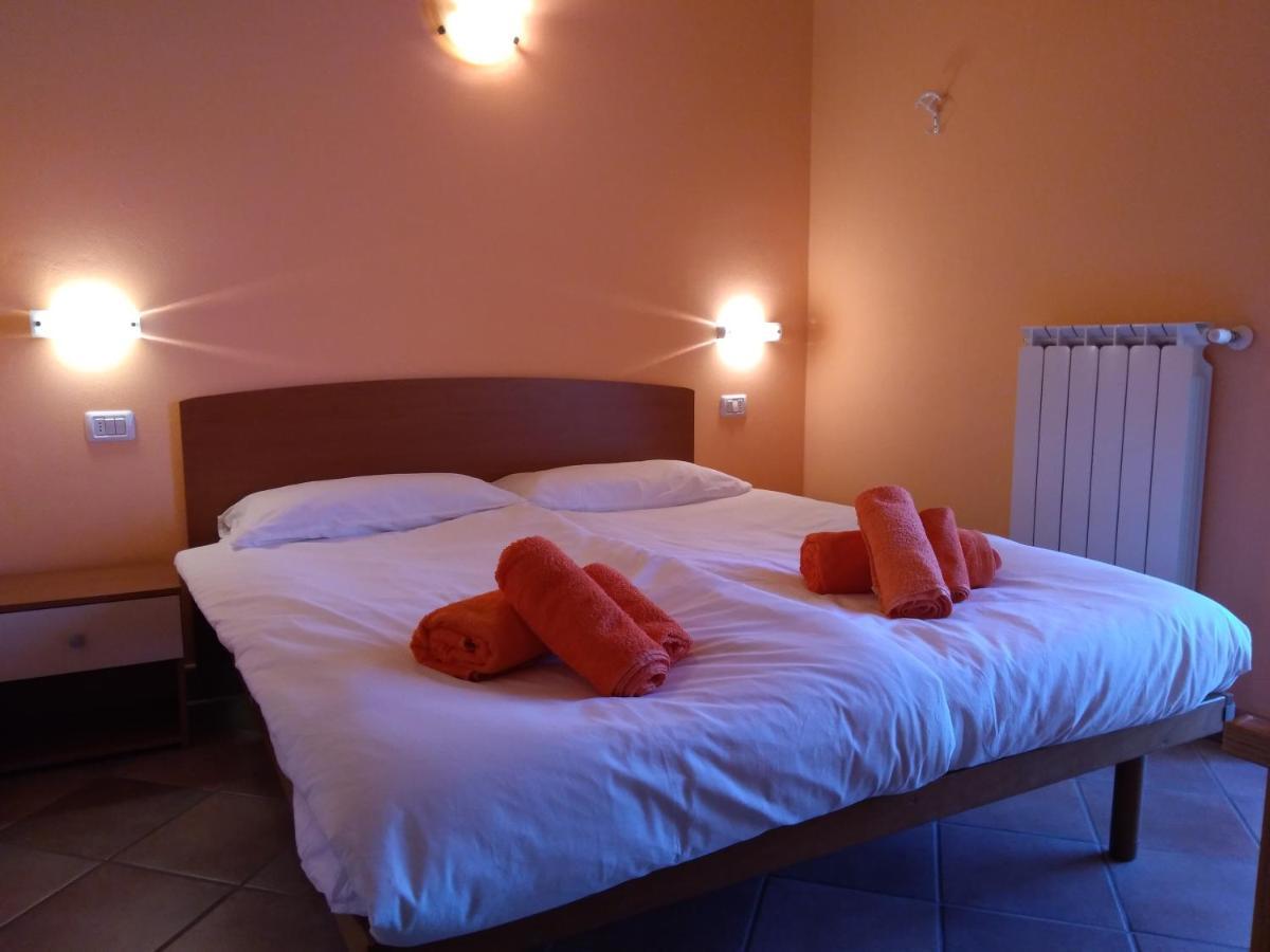 דירות Tremosine Ulivi Sul Garda Garden By Gardadomusmea מראה חיצוני תמונה